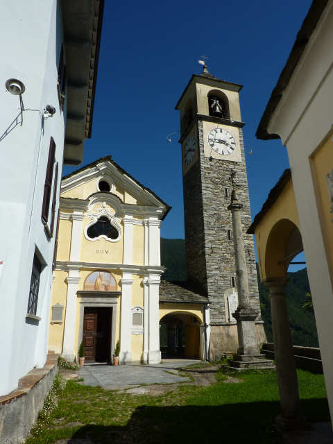 Mergoscia - La chiesa dei SS. Carpoforo e Gottardo